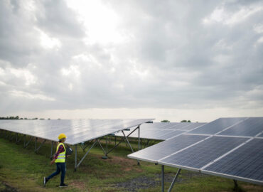 can solar panel work without sunlight or at night Engineer performing maintenance on solar panels, how solar panels work at nigh,t and without a sun setup